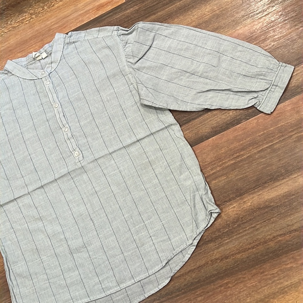 Treasure & Bond Button-Down Pullover Blouse Light… - image 2